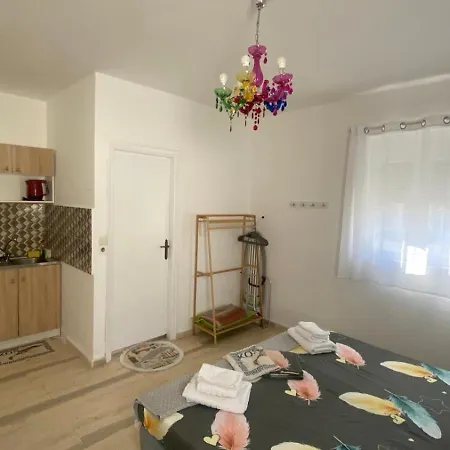 Pagoni 2 *